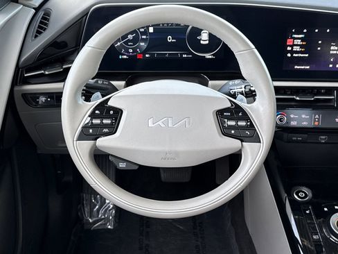 Certified 2023 Kia Niro Wind image 7
