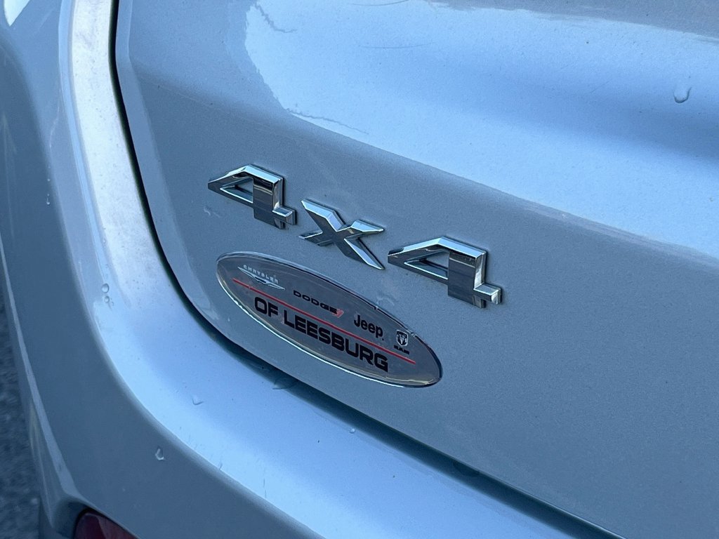 Used 2025 Jeep Compass Limited AWD/4WD image 30