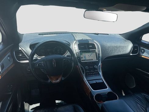 Used 2018 Lincoln MKX Reserve w/ Luxury Package AWD/4WD image 25