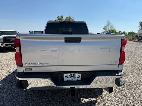 Used 2020 Chevrolet Silverado 2500 LTZ w/ LTZ Plus Package AWD/4WD image 9