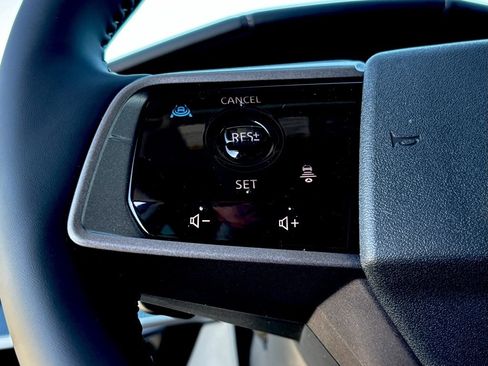 New 2025 Nissan Murano SL image 13