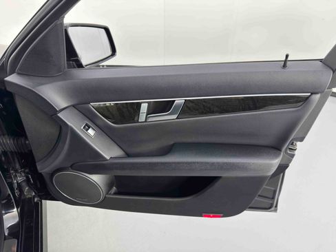 Used 2013 Mercedes-Benz C 350 Sport image 41