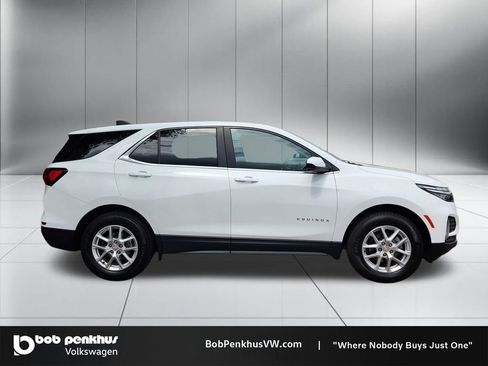 Used 2023 Chevrolet Equinox LT AWD/4WD image 24