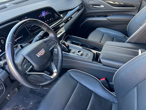 Used 2023 Cadillac Escalade Sport image 11