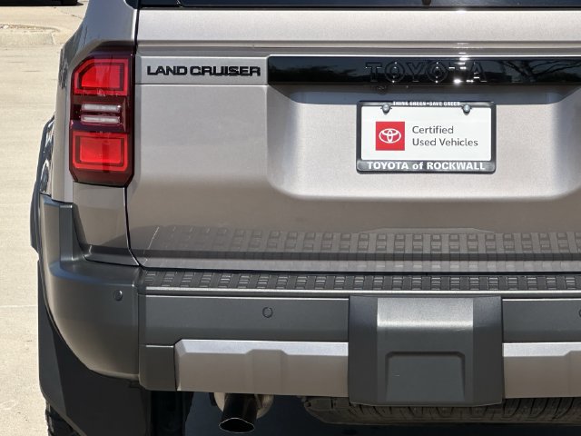 Used 2025 Toyota Land Cruiser w/ Premium Package AWD/4WD image 5