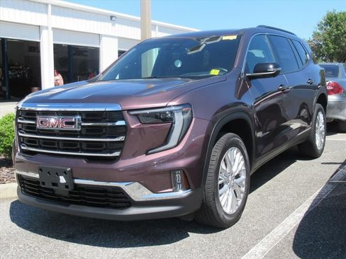 Used 2025 GMC Acadia Elevation w/ Elevation Premium Package FWD image 2