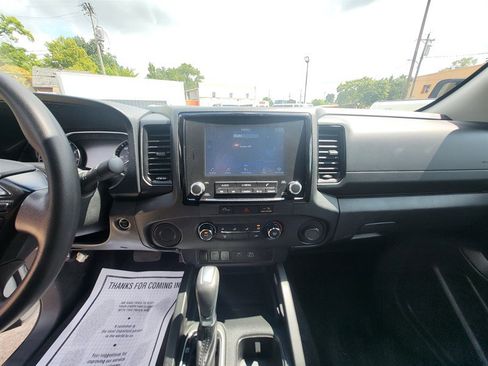 Used 2024 Nissan Frontier S RWD image 13