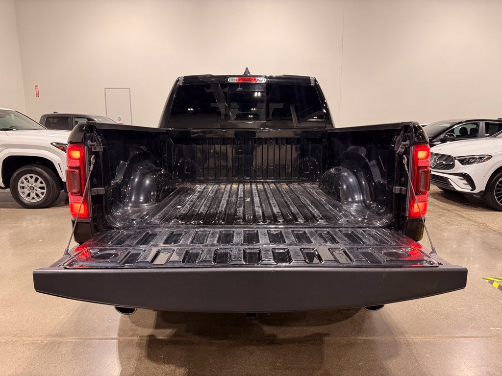 Used 2022 RAM 1500 Laramie w/ Laramie Southwest Edition RWD image 9