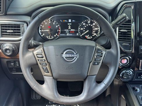 Used 2024 Nissan Titan Platinum Reserve w/ Moonroof Package AWD/4WD image 20