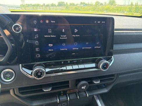 Used 2024 Chevrolet Colorado Trail Boss w/ Safety Package AWD/4WD image 17
