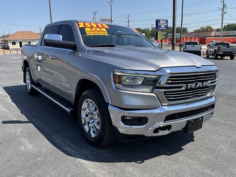 Used 2019 RAM 1500 Laramie AWD/4WD image 8