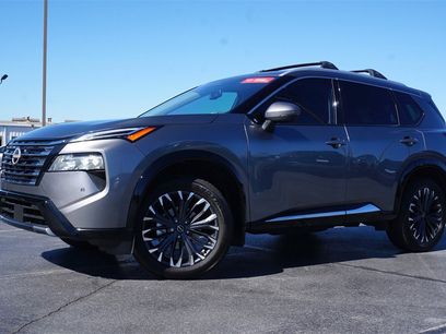 Certified 2025 Nissan Rogue Platinum w/ Platinum Premium Package