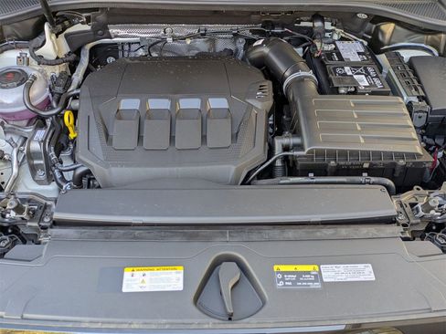 New 2025 Audi Q3 2.0T Premium Plus image 12