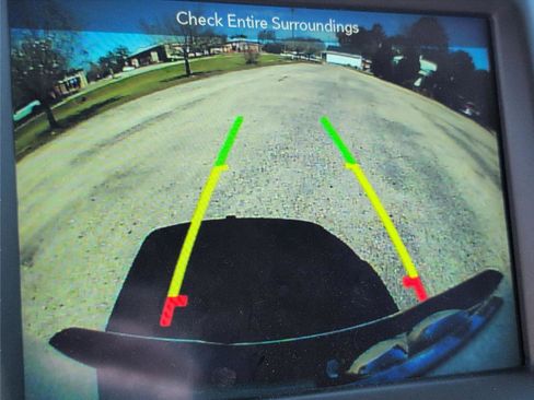 Used 2018 RAM 1500 SLT image 16