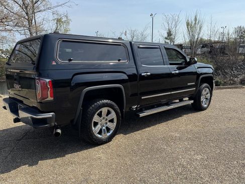 Used 2017 GMC Sierra 1500 SLT image 5