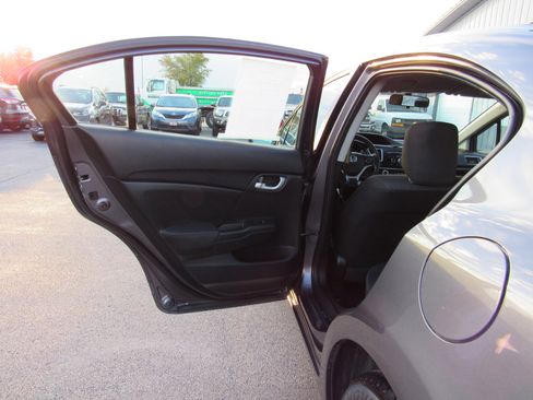 Used 2015 Honda Civic LX image 29