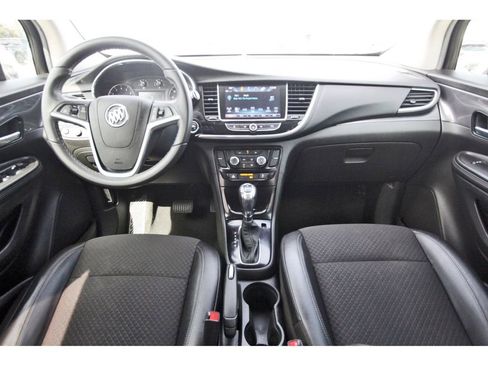 Used 2020 Buick Encore Preferred image 10
