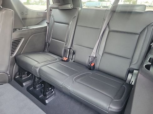 Used 2021 GMC Yukon Denali w/ Denali Ultimate Package image 16