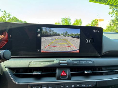 Used 2025 Kia K4 FWD image 18