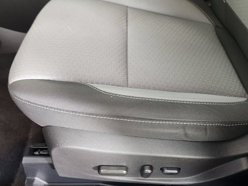 Used 2017 Ford Escape SE AWD/4WD image 13