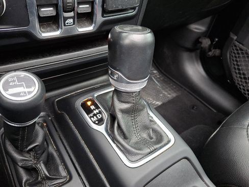 Certified 2021 Jeep Wrangler Unlimited Sahara image 14