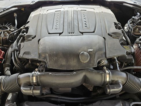 Used 2017 Jaguar XF Prestige image 33