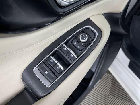 Used 2025 Subaru Legacy Limited image 14