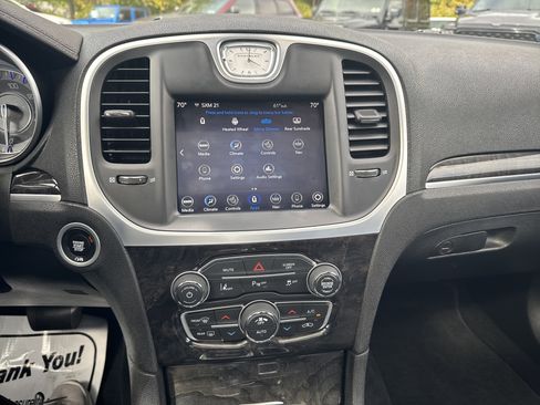 Used 2022 Chrysler 300 Touring L w/ Popular Equipment Group image 26