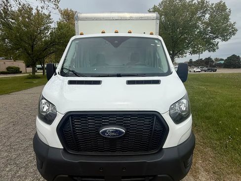 Used 2023 Ford Transit 350 DRW RWD image 2