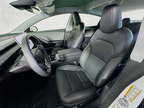 Used 2025 Tesla Model 3 Long Range RWD image 13