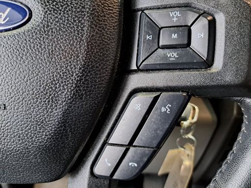 Used 2018 Ford F150 XLT w/ Equipment Group 302A Luxury image 11