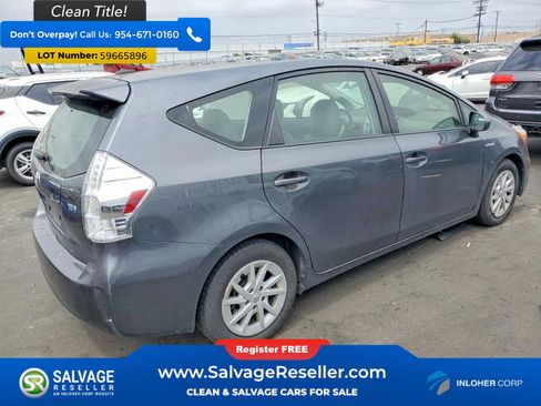 Used 2012 Toyota Prius V Three FWD image 4
