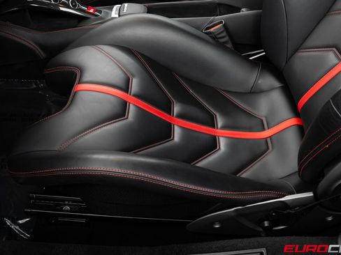 Used 2017 Ferrari 488 GTB RWD image 45