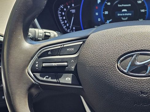 Used 2019 Hyundai Santa Fe Limited AWD/4WD image 23