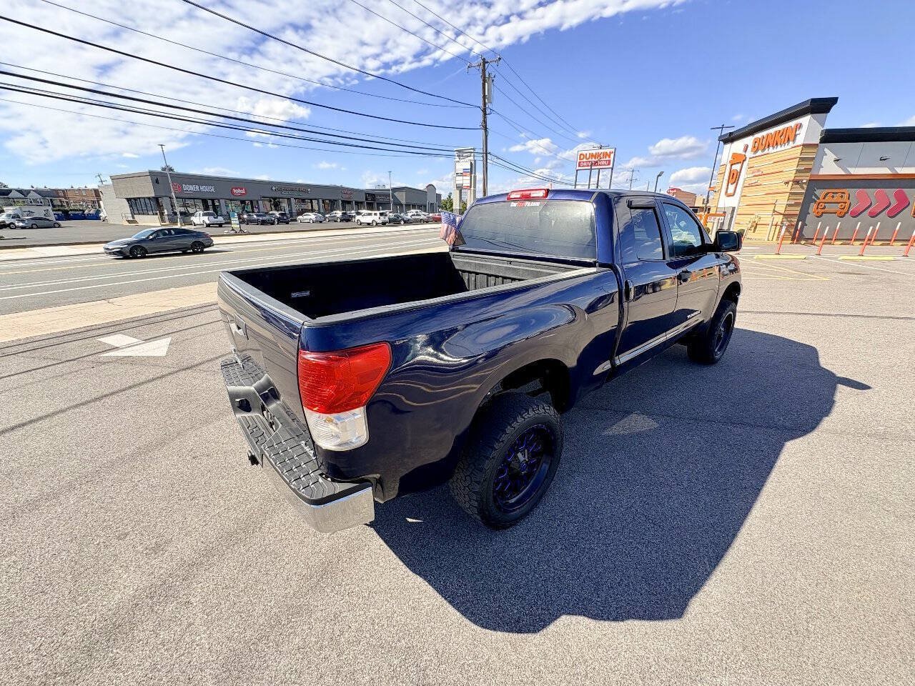 Used 2011 Toyota Tundra 4x4 Double Cab w/ Tow Pkg image 35