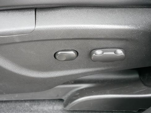 Used 2019 Chevrolet Trax Premier image 20