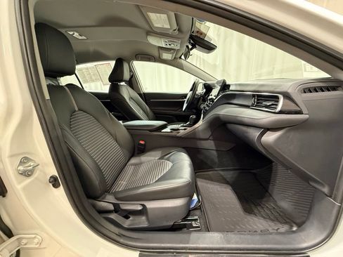 Certified 2023 Toyota Camry SE image 19