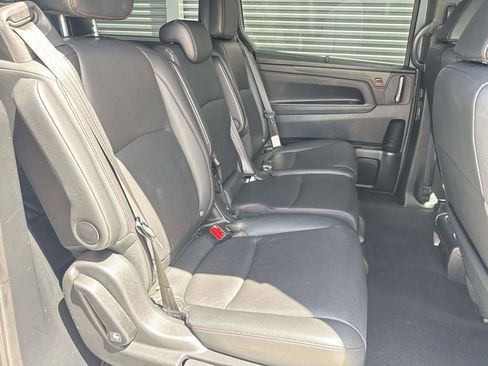 Used 2025 Honda Odyssey Sport-L image 14