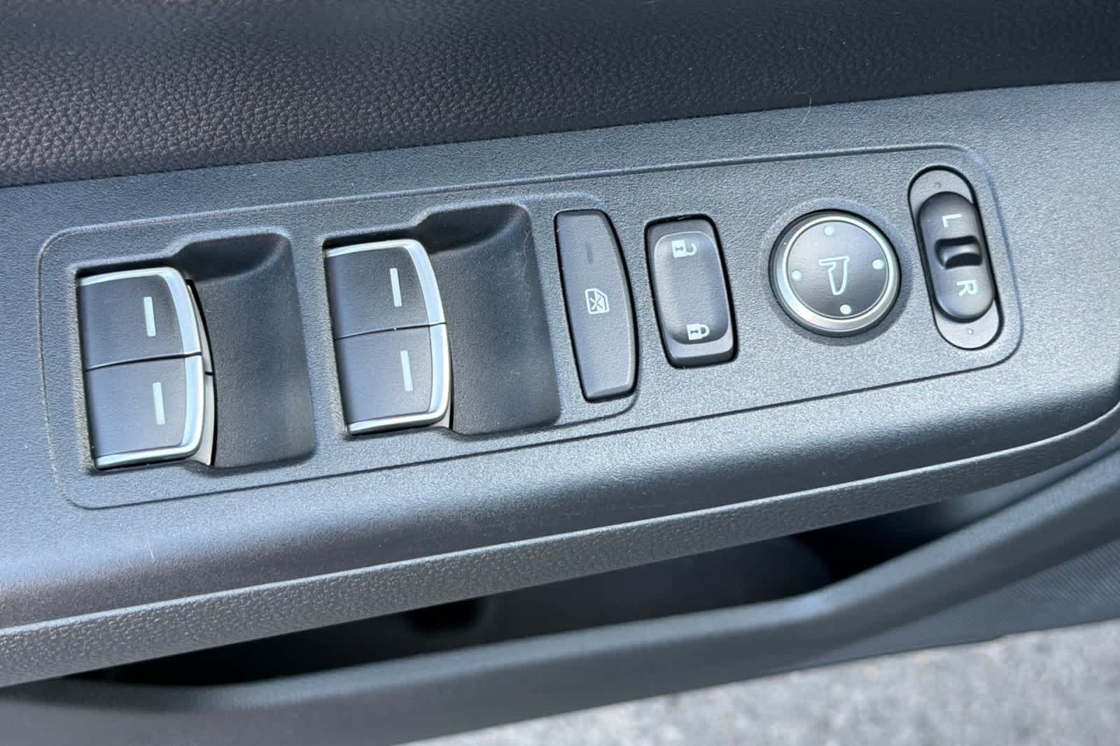 Used 2024 Honda CR-V EX-L image 15