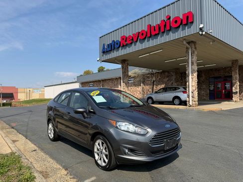 Used 2019 Ford Fiesta SE w/ Equipment Group 201A image 1