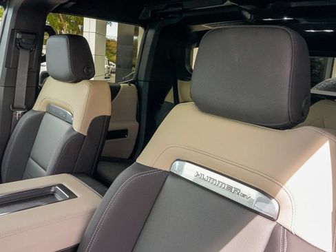 Used 2026 GMC Hummer EV SUV AWD/4WD image 21