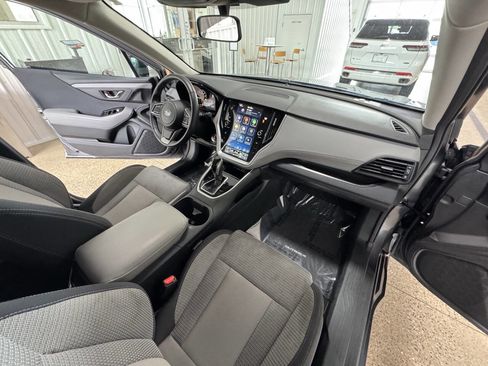 Used 2023 Subaru Outback Premium image 7