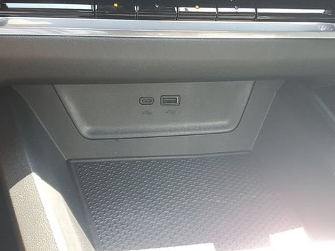 New 2026 Chevrolet Equinox LT FWD image 28
