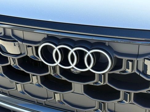 New 2026 Audi Q8 Premium Plus image 7