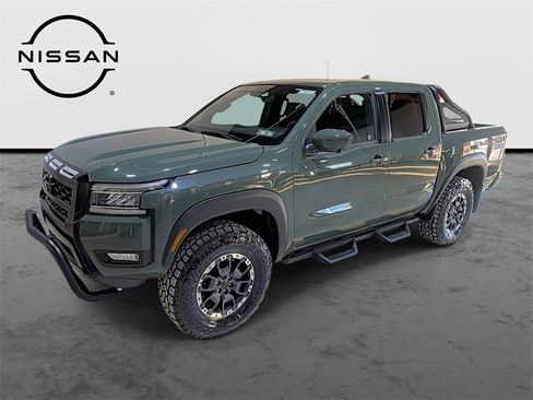 Used 2025 Nissan Frontier PRO-4X w/ Pro Premium Package image 1
