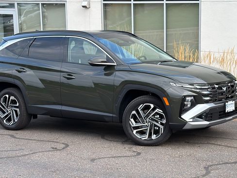 Certified 2026 Hyundai Tucson Limited AWD/4WD image 1