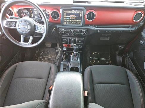 Used 2021 Jeep Wrangler Unlimited Rubicon image 16