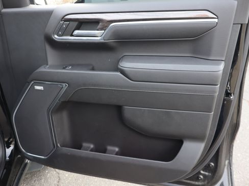 Certified 2023 Chevrolet Silverado 1500 LTZ w/ Technology Package image 35