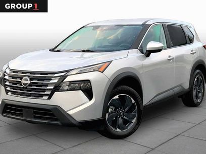 Used 2024 Nissan Rogue SV