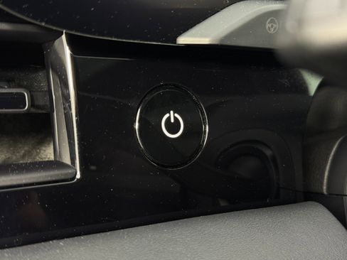 Used 2024 Porsche Taycan 4 Cross Turismo w/ Premium Package image 19